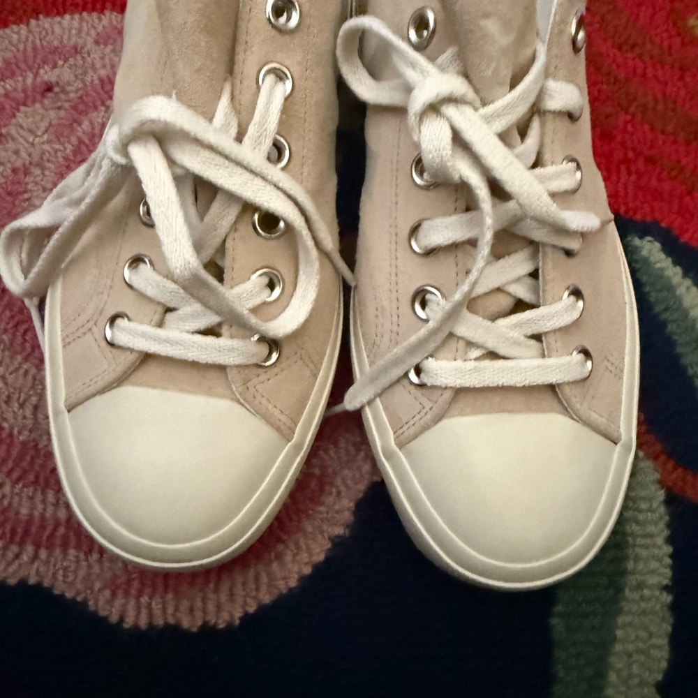 Veja Wata II Low Suede Sneakers in Almond Pierre - Picture 5 of 7